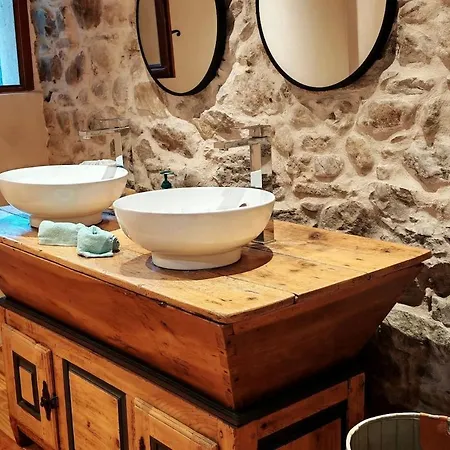 Maison De Village De Caractere, 10 Pers