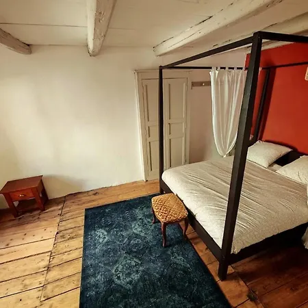 Maison De Village De Caractere, 10 Pers *