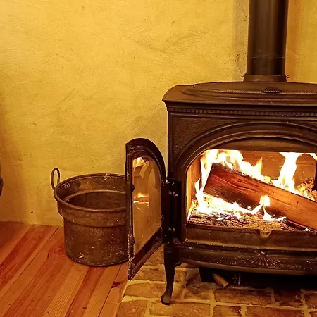 Holiday home Maison De Village De Caractere, 10 Pers