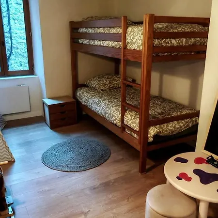 펜션 Maison De Village De Caractere, 10 Pers