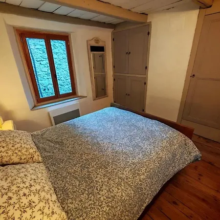 Maison De Village De Caractere, 10 Pers