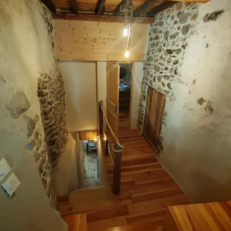 Maison De Village De Caractere, 10 Pers * Beauvezer