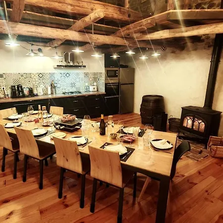 Maison De Village De Caractere, 10 Pers 펜션