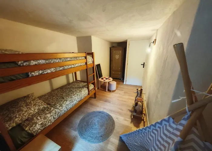 Maison De Village De Caractere, 10 Pers *