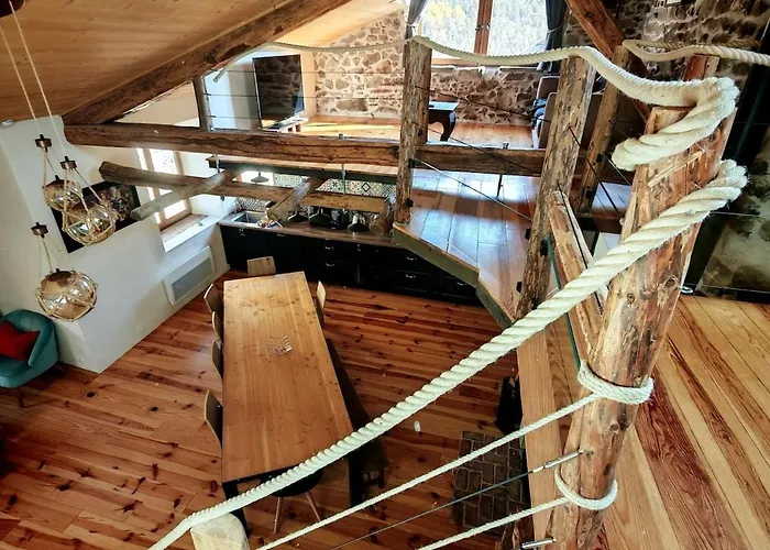 Maison De Village De Caractere, 10 Pers *