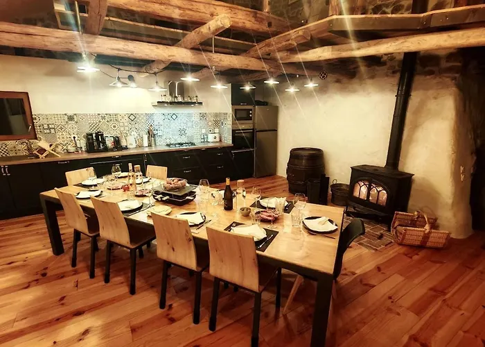 Maison De Village De Caractere, 10 Pers Holiday home